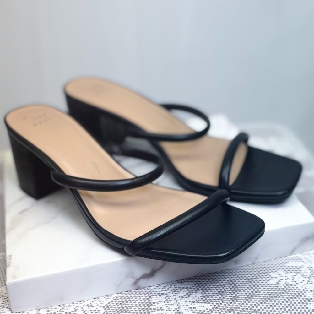 Women's Minimalist Shoe A New Day Cris Heels Black